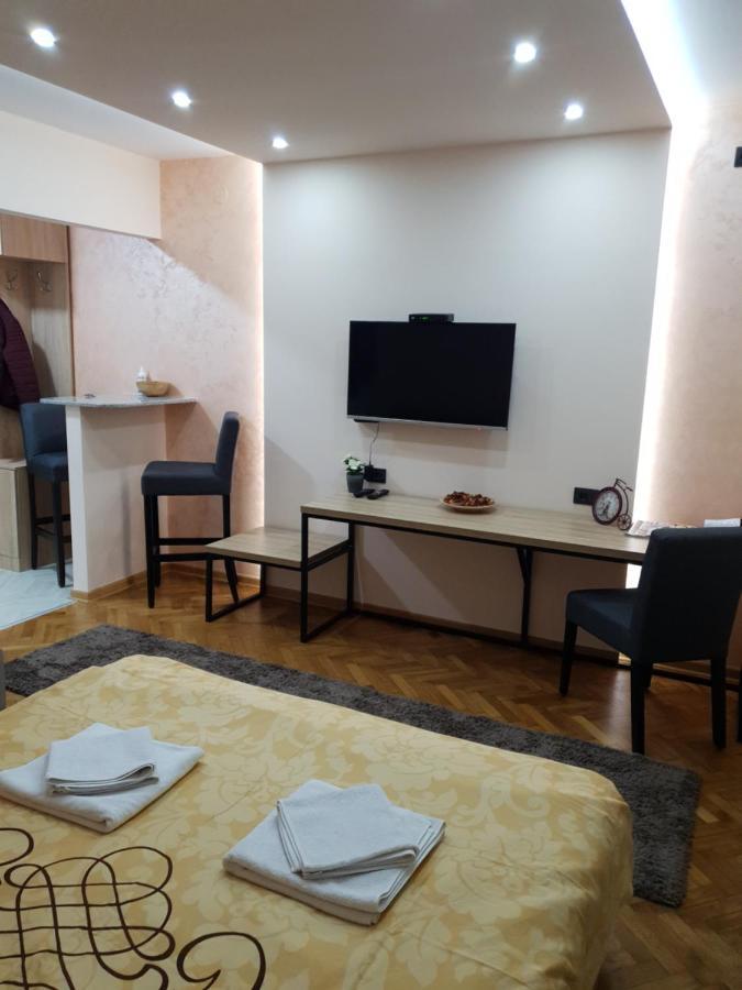 Apartman Dodolu Belgrado Buitenkant foto