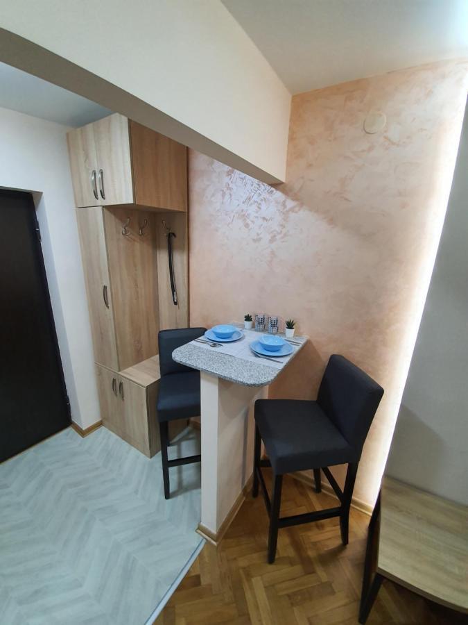 Apartman Dodolu Belgrado Buitenkant foto
