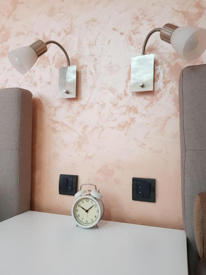 Apartman Dodolu Belgrado Buitenkant foto