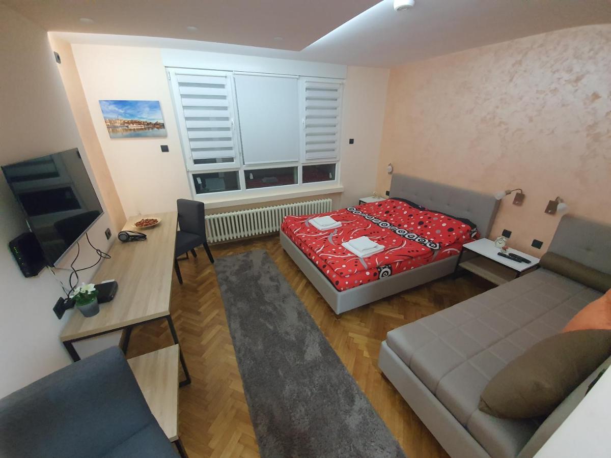 Apartman Dodolu Belgrado Buitenkant foto